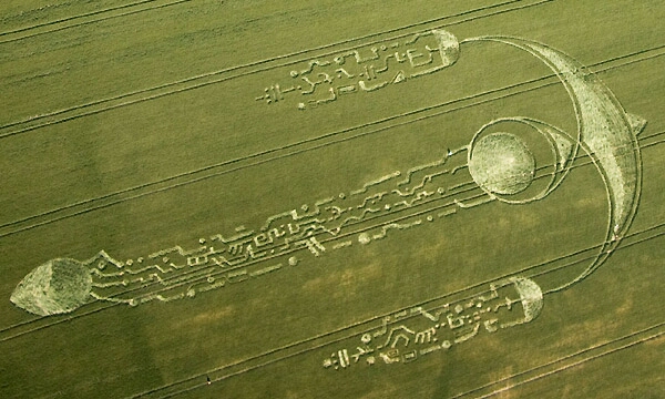 Angleterre 2010 Un STAGE « CROP CIRCLES et STONEHENGE avec Chet et Kallista Angleterre 2010 Un STAGE « CROP CIRCLES et STONEHENGE avec Chet et Kallista